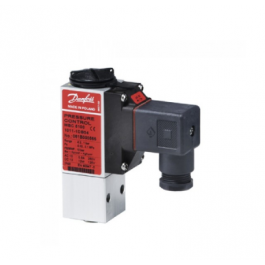 Danfoss 061B100366 1/4" Pressure Switch 10-100 Bar