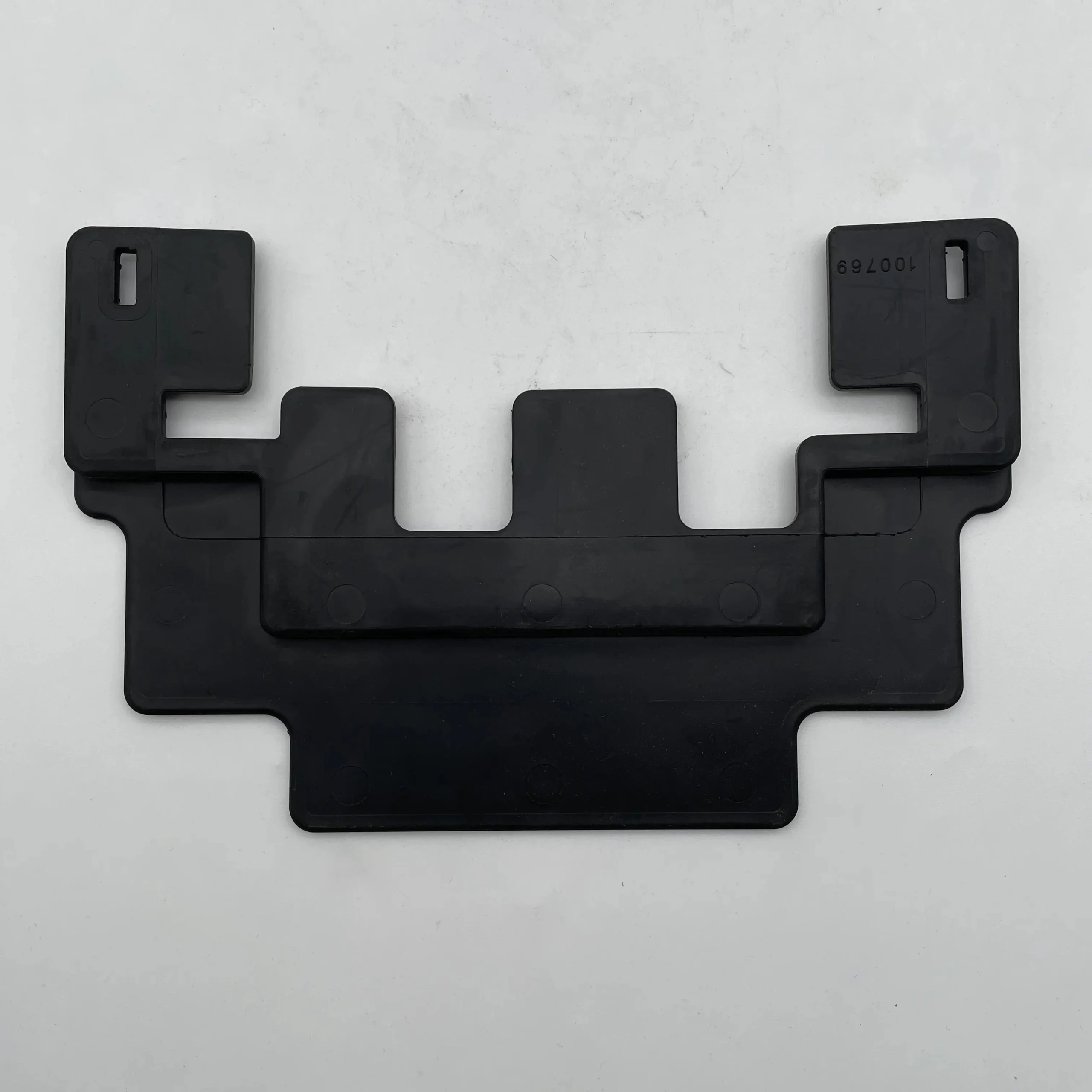 Genie Part # 38314GT – Mast Cover