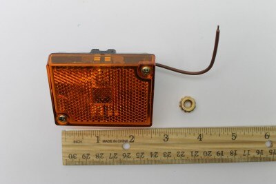 Genie Part # 663525GT – Side Marker Light Amber