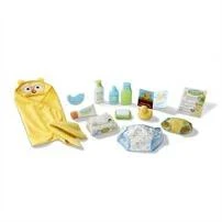 Mine To Love 19-piece Changing And Bathtime Play Set For Dolls