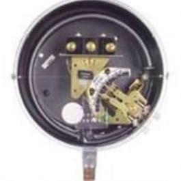 Dwyer Instruments DA-7031-153-7 SPDT Brass Tube Snap Switch 5-150 PSI
