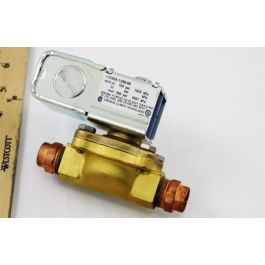 Carrier EF23BM214 Water Regulator Valve