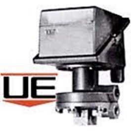 United Electric J400K-455 SPDT Adjustable Differential Pressure Switch 5"-80"WC NEMA 4