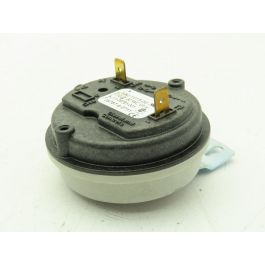 Cleveland Controls NS2-1015-00 Pressure Switch 0.30" WC
