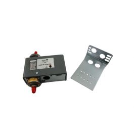 Johnson Controls P28PA-4 5" Differential Protection Control 8-70 PSI