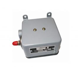 Johnson Controls P70GE-4, 20/100 PSI, Manual Reset, Open-Low, Outdoor