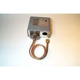 Johnson Controls P70JA-16 Differential Pressure Switch 5-35/12-50 PSI 4' Cap