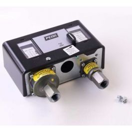 Johnson Controls P70MA-11 Manual Reset Ammonia Pressure Switch 20-100 PSI LS100/425 HS