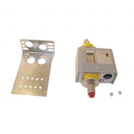 Johnson Controls P74BA-15 Ammonia Differential Pressure Control 8-70 PSI/15 PSI