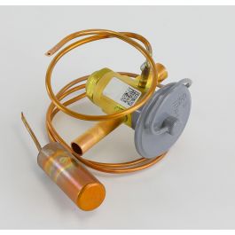 York S1-025-35350-000 5-Ton Thermal Expansion Valve(Txv) 3/8"x3/8" R-22 30" Capilary Tube