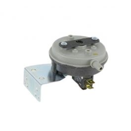 Trane SWT3814 SPDT Pressure Switch W/Mount Bracket