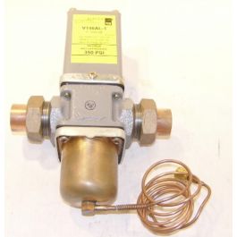 Johnson Controls V146AL-1 High Water Regulator Valve Union Switch 1" 2-Way 350 PSI